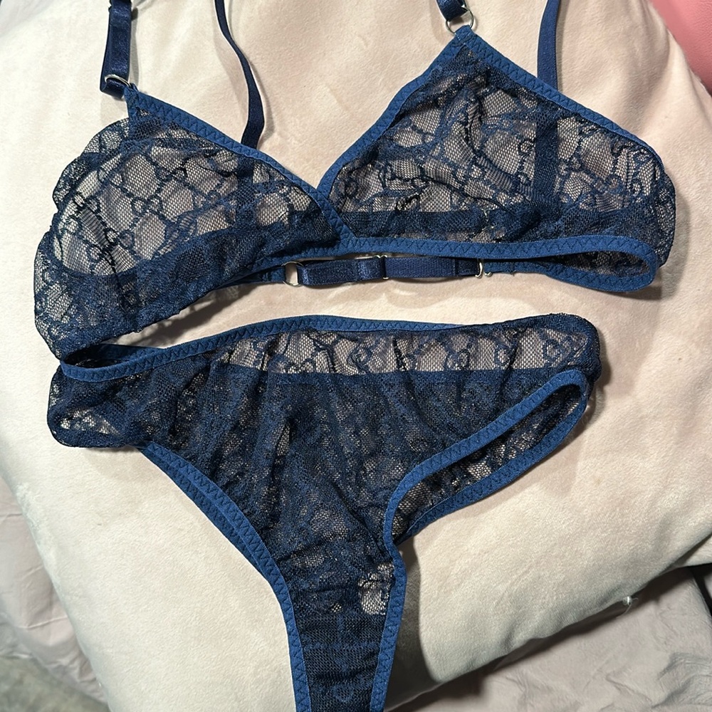 💰Designer inspired print lingerie